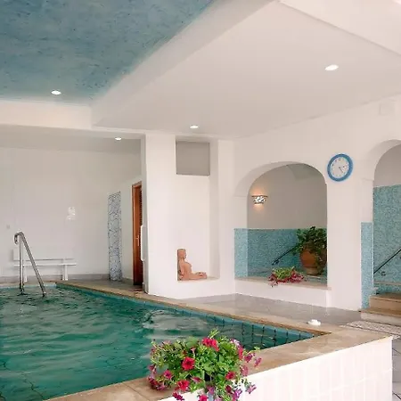Hotel Monti
